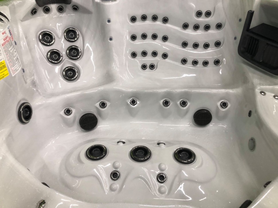 Спа-бассейн Vita Spa Rendezvous (рис.8) Спа-бассейн Vita Spa Rendezvous (рис.8)